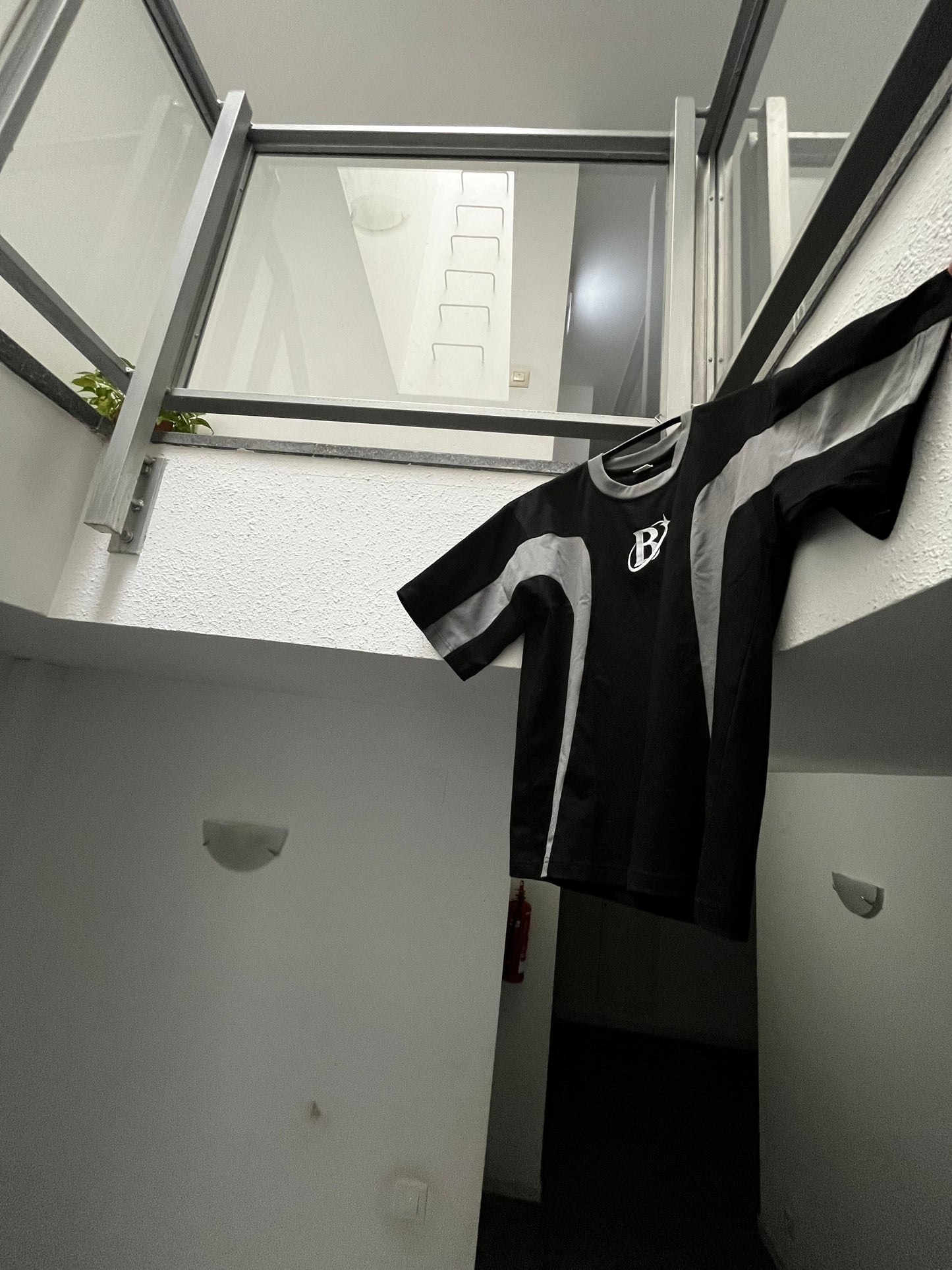 Burnest  tee
