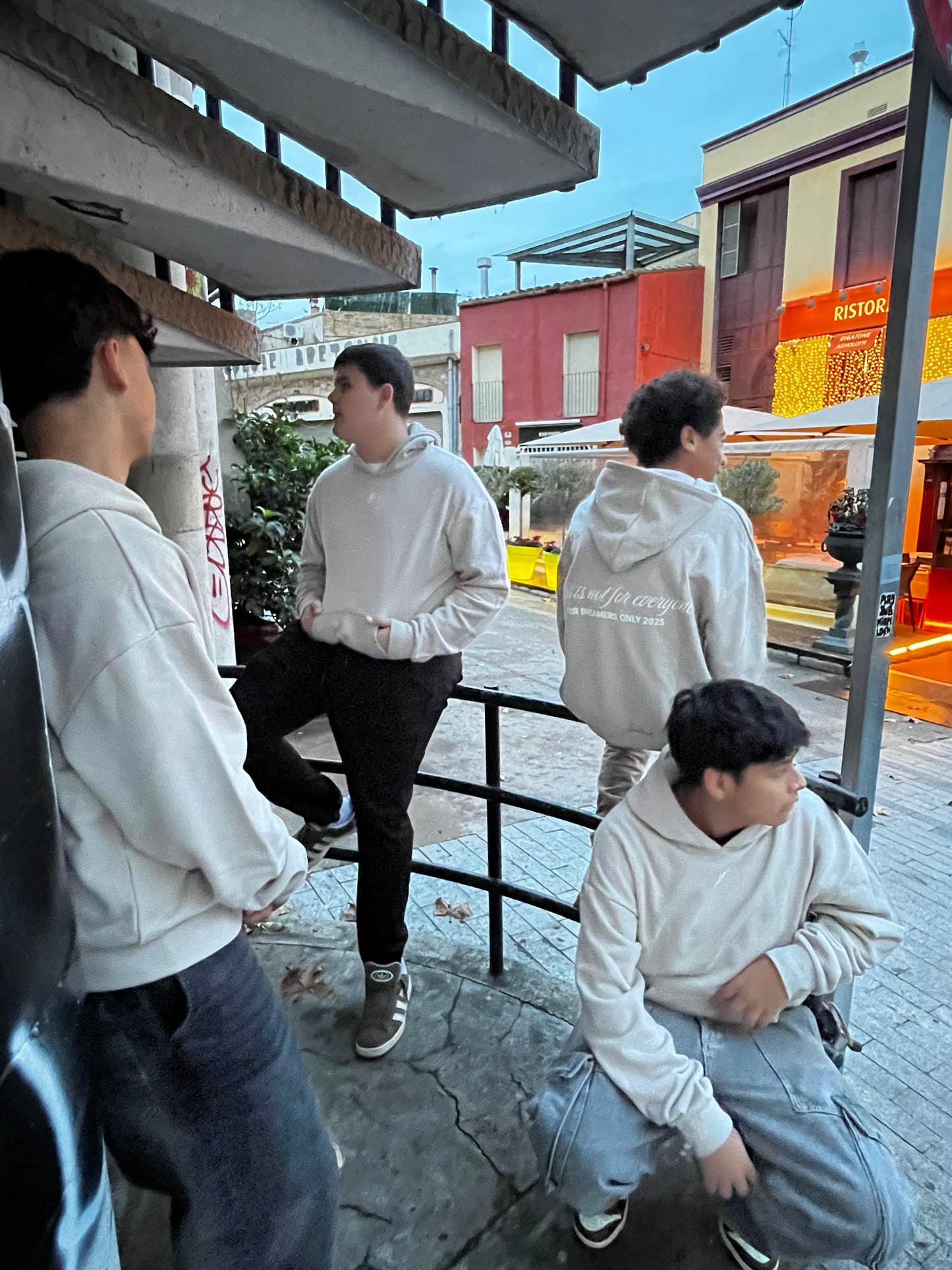 HOODIE - DREAMERS ONLY